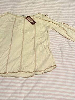 Bellamie Cream Long-Sleeve Seamed Top